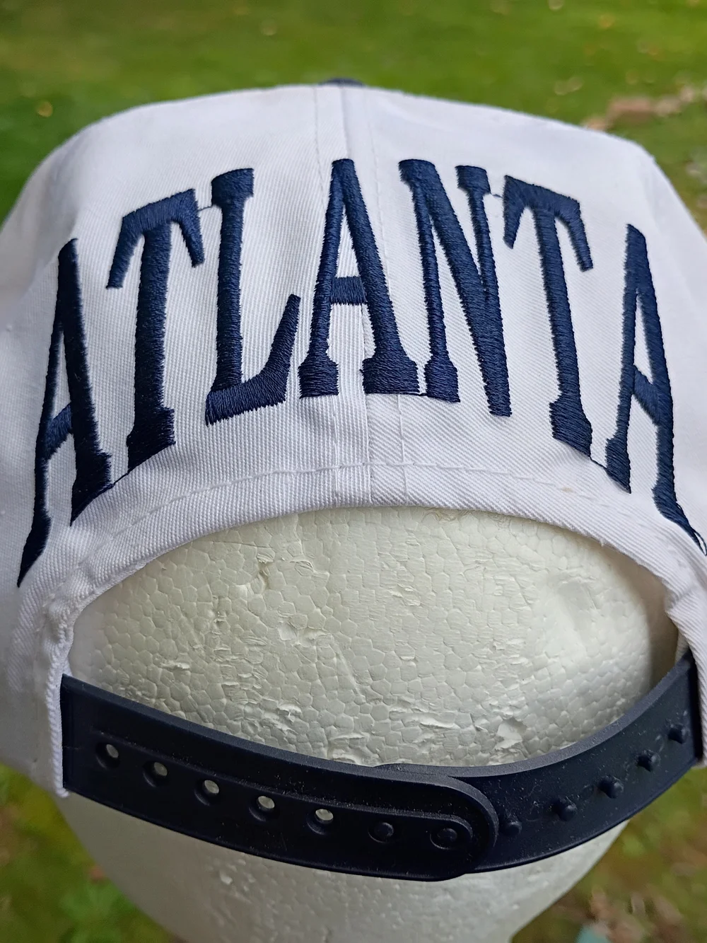 Vintage MLB Drew Pearson Atlanta Braves SnapBack Hat Giant Spellout
